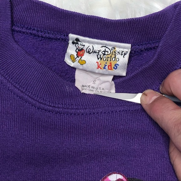 VTG Walt Disney World Minnie Mouse Kids Sweatshirt - Picture 4 of 5